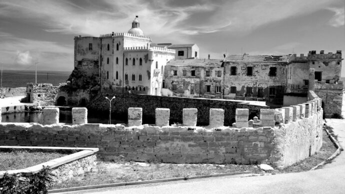 Quell’isola-prigione finalmente libera