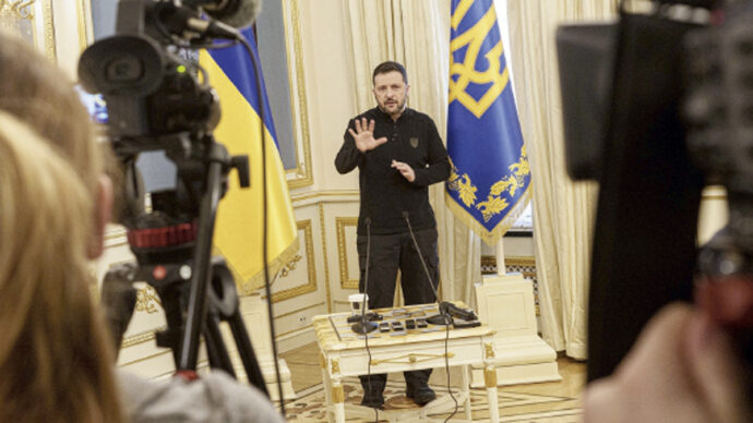 La petizione dei giornalisti ucraini per domande “libere” a Zelensky