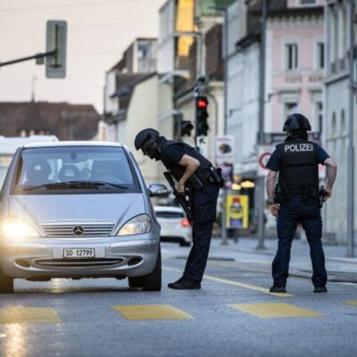 Copertina di Spari ad un rave techno ad Aarau, in Svizzera: morta la 22enne italiana Maria Spinelli. Ci sono connazionali tra i feriti. Meloni: "Profondo cordoglio"
