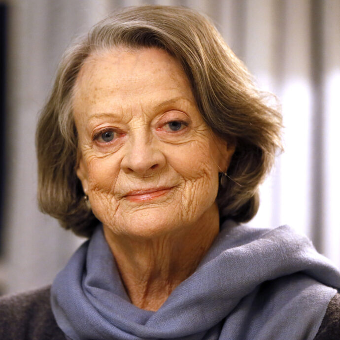 Patrimonio da 21 milioni di dollari, la fattoria dei segreti e quel dettaglio sui diritti d’autore che nessuno si aspettava: svelato il testamento di Maggie Smith