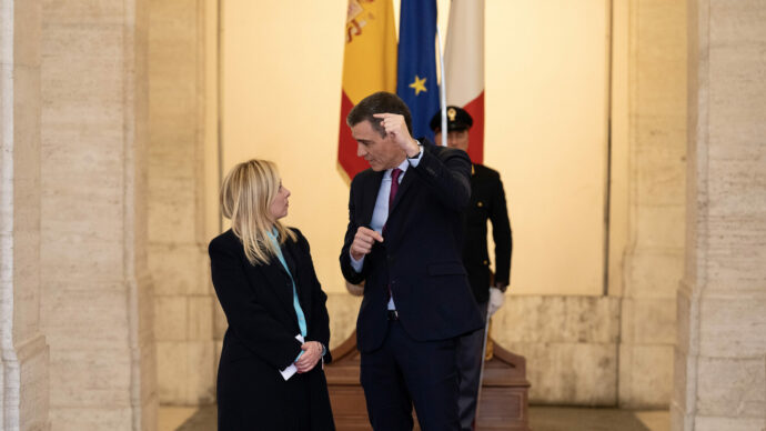 L’Italia proroga la sospensione di Schengen con la Spagna di altri 15 giorni. Madrid risponde: prolungati i controlli di due settimane