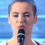 Copertina di “Quando mia sorella morì a 5 anni di tumore smisi di parlare, mi bloccai. I capelli rasati a Sanremo? Volevo essere vista, pensavo di non dover nascere”: così Silvia Salemi