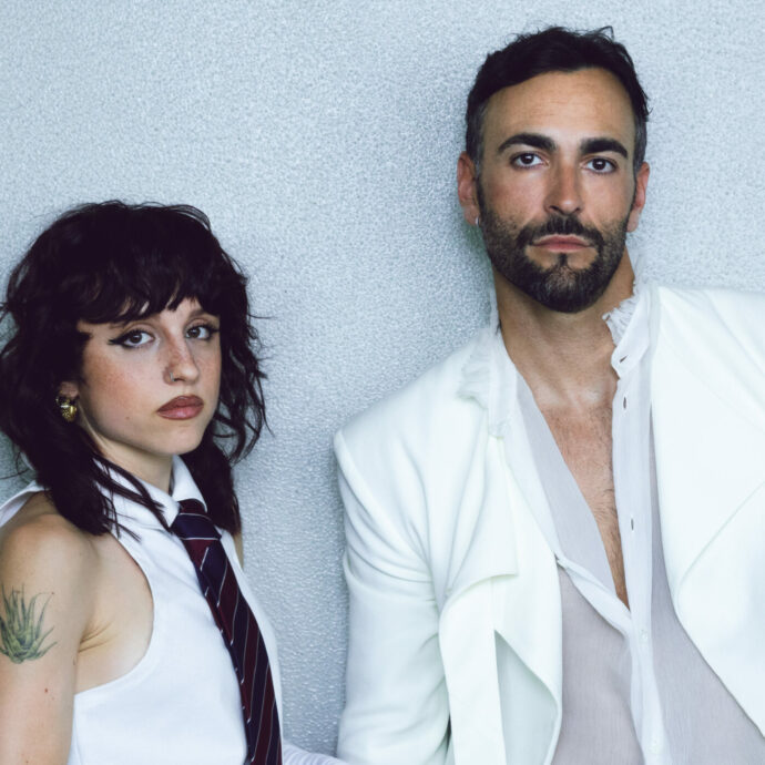 RTL 102.5 Power Hits Estate 2026 incorona il tormentone di quest’anno: la scaletta, il cast e dove vederlo. Biagio Antonacci, Elisa e Marco Mengoni le sorprese dello show