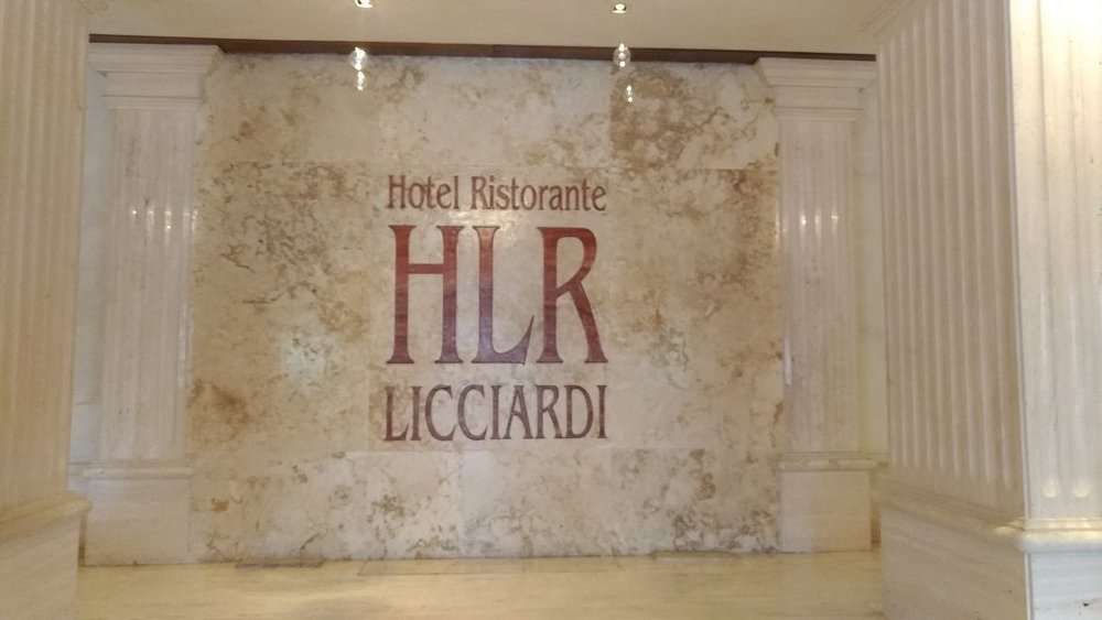 uccide i due fratelli nel ristorante di famiglie poi si toglie la vita tre morti ad apice in provincia di benevento da Ilfattoquotidiano.it uccide i due fratelli nel ristorante di famiglie poi si toglie la vita tre morti ad apice in provincia di benevento