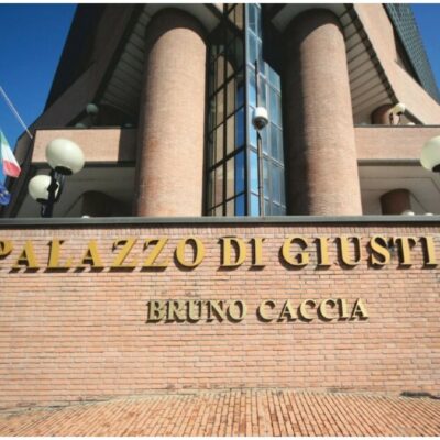 Copertina di Violenta una 13enne nel minimarket, ma viene scarcerato: Nordio invia gli ispettori