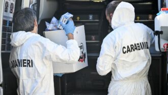 Omicidio suicidio Pietralata – Indagini sui conti e le “cure” in Messico: autopsie, telefoni e biglietti per ricostruire le ultime ore della famiglia