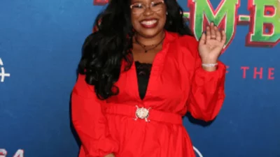 Copertina di È morta a 33 anni Carla Jeffery, star dei film Disney “Zombies”. L’ultimo messaggio del fratello: “Ehi sorellina, richiamami appena leggi, non lasciare che nessuno spenga la tua luce”
