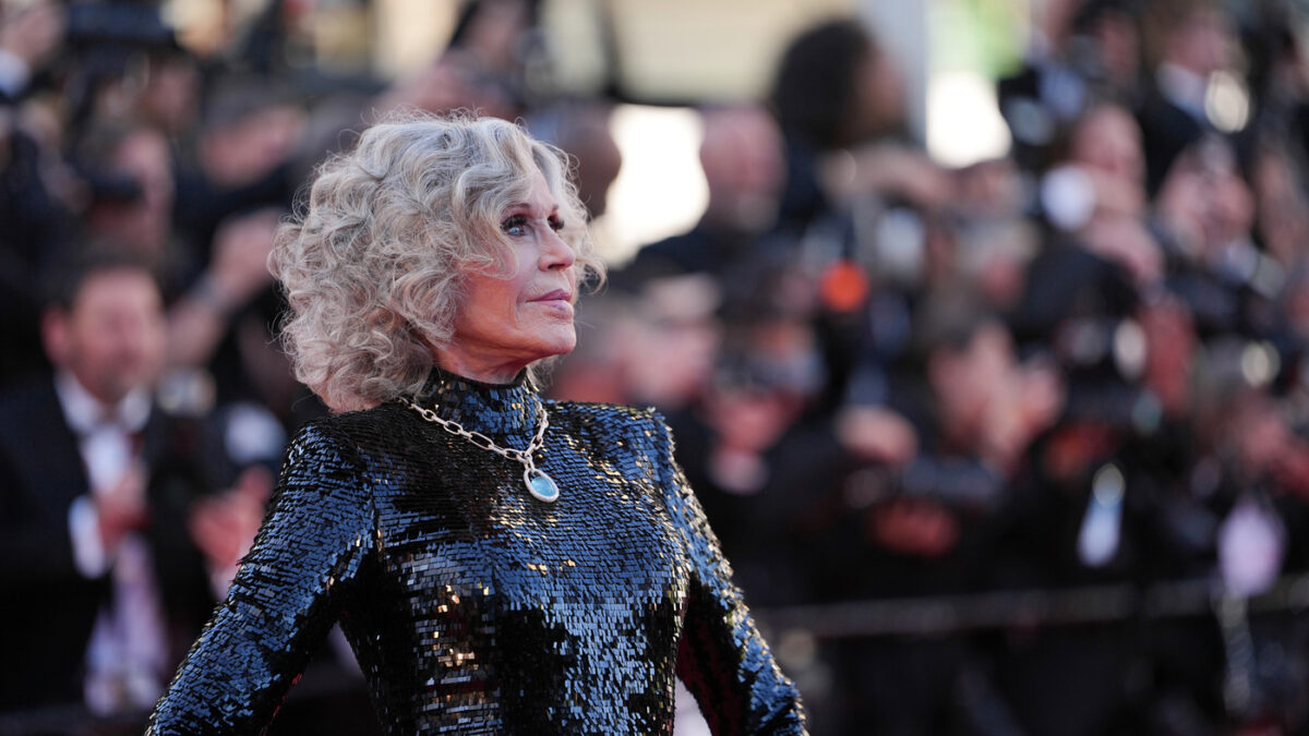 i miliardari vogliono vivere per sempre mentre uccidono tutti noi trump e vance ci libereremo di questi bastardi a hollywood esiste davvero una 8216lista nera8217 la stoccata di jane fonda da Ilfattoquotidiano.it i miliardari vogliono vivere per sempre mentre uccidono tutti noi trump e vance ci libereremo di questi bastardi a hollywood esiste davvero una 8216lista nera8217 la stoccata di jane fonda