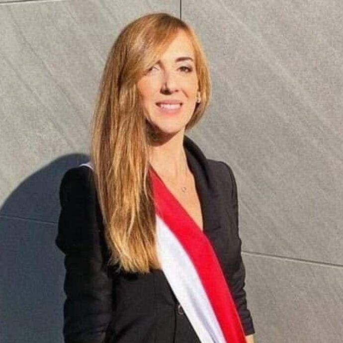 “Ero in condizioni critiche, il mio corpo si stava gonfiando, vomitavo e stavo male. Serviva subito il veleno antivipera”: lo sfogo di Elisa Scarano dopo il morso di un serpente in Cilento