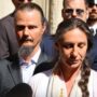 Copertina di Famiglia nel bosco, i genitori contro la decisione del Tribunale sul rientro graduale dei figli: “Ci ha spezzato il cuore”