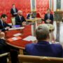 Copertina di Putin a Witkoff: “Raid sospesi per 72 ore. Situazione difficile”