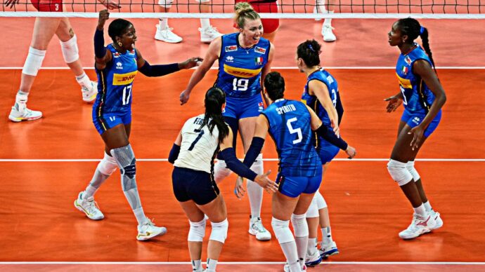 Europei di volley femminili, è il giorno della finale: l’Italia sfida la Turchia | Orario e dove vedere in tv e streaming (cambia il canale in chiaro)