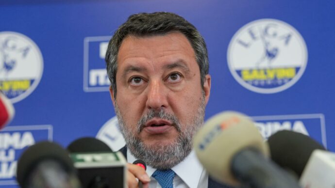 La ribellione contro Salvini passa ora da un sito web: via alla raccolta firme per il congresso della vecchia Lega Nord