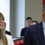 Copertina di Spagna, Begoña Gomez davanti al giudice: l’udienza che può aprire il processo alla moglie di Sanchez anche se la procura ha chiesto l’assoluzione