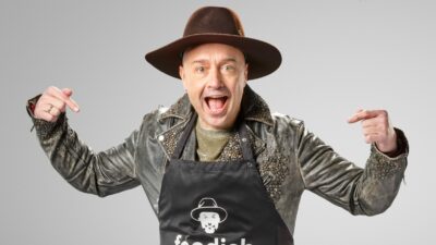 Copertina di “Il potere di acquisto della maggior parte degli italiani è in calo. Si cercano esperienze gastronomiche di qualità, ma a prezzo contenuto in spiaggia o nei food truck per strada”: parla Joe Bastianich
