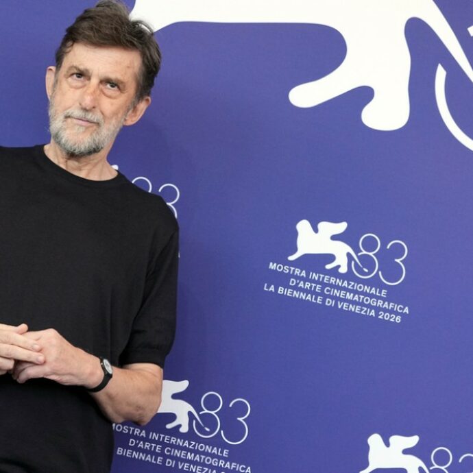 “Spenga il telefono”, l’ira di Nanni Moretti durante la proiezione Venezia. Il regista scende in platea e la sala reagisce con un’ovazione