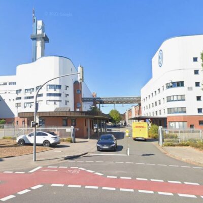 Copertina di Volkswagen vende una fabbrica a un fondo israeliano: sarà riconvertita alla difesa con l'aiuto dello Stato