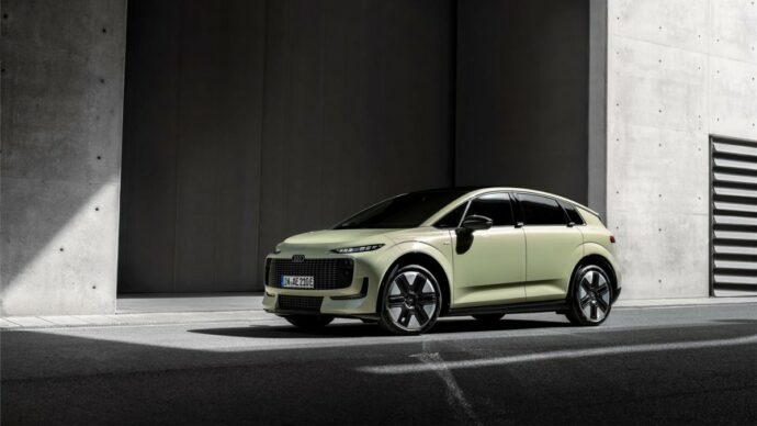 Audi A2 e-tron, la compatta elettrica rinasce con 646 km di autonomia – FOTO