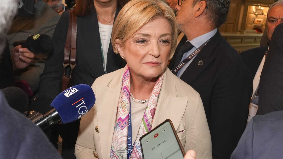calderone calati del 20 gli espatri nel 2025 232 inversione di tendenza ma il dato istat 232 distorto ecco perch233 da Ilfattoquotidiano.it calderone calati del 20 gli espatri nel 2025 232 inversione di tendenza ma il dato istat 232 distorto ecco perch233