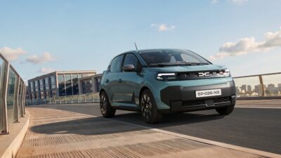 Copertina di Dacia Spring, il debutto. Nuova piattaforma, 250 km di autonomia e prezzo accessibile – FOTO