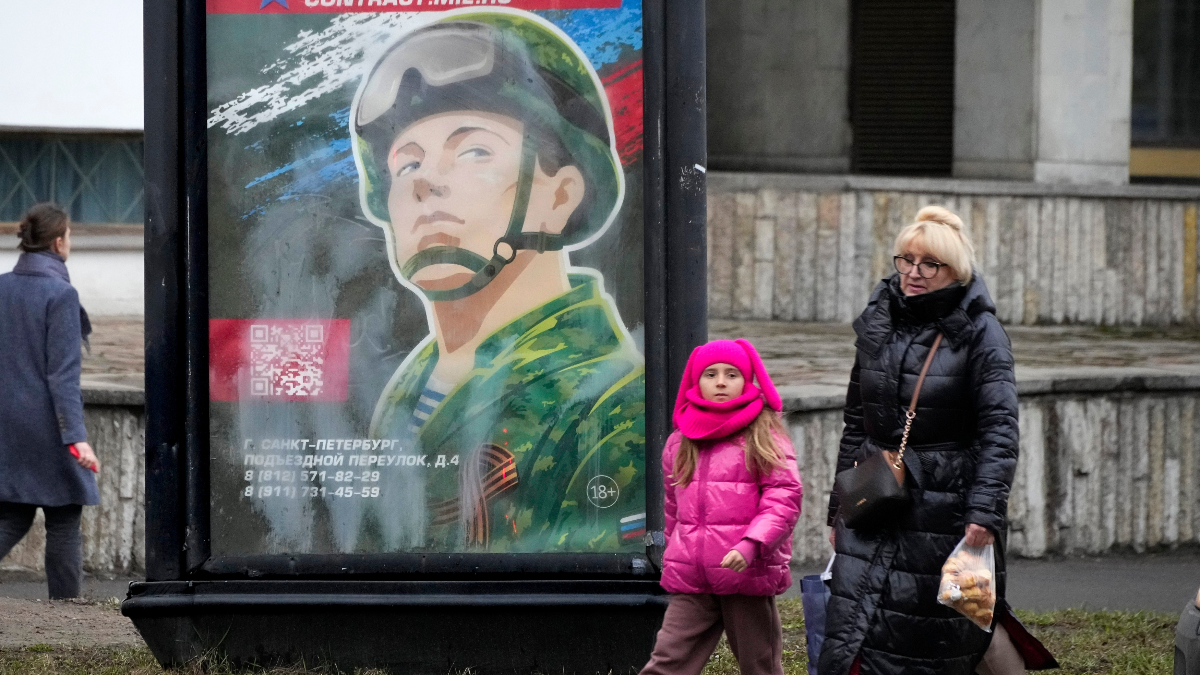 troppi reati tra le mura domestiche dopo la guerra mosca via il bonus ai veterani che compiono violenze in famiglia da Ilfattoquotidiano.it troppi reati tra le mura domestiche dopo la guerra mosca via il bonus ai veterani che compiono violenze in famiglia