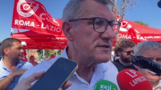 Copertina di Ex Ilva, Landini: “Serve intervento pubblico per continuare a produrre acciaio e salvaguardare 20mila lavoratori”
