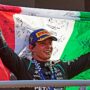 Copertina di “Un italiano vince a Monza dopo 60 anni. Serviva un’auto tedesca”: lo sfottò della Mercedes alla Ferrari