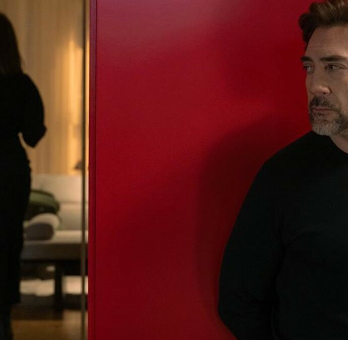 Il pasticciaccio di “Bunker” alla Mostra di Venezia, Bardem e Cruz non bastano. Zeller affonda tra borghesi, miliardari e buche nel muro