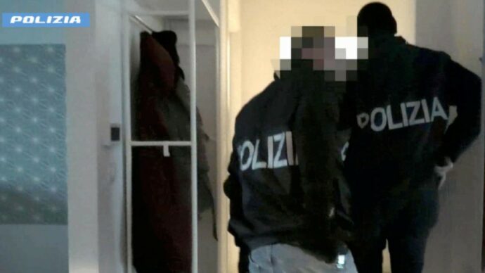 5 poliziotti arrestati per 50 chili di coca