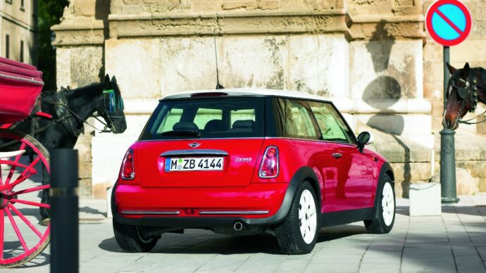 Mini festeggia 25 anni in Italia. Oltre 480 mila auto vendute dal debutto