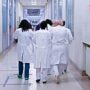 Copertina di Schiavonia, devasta pronto soccorso e lancia un lavandino contro il personale sanitario. È la quinta aggressione in un ospedale negli ultimi 4 giorni
