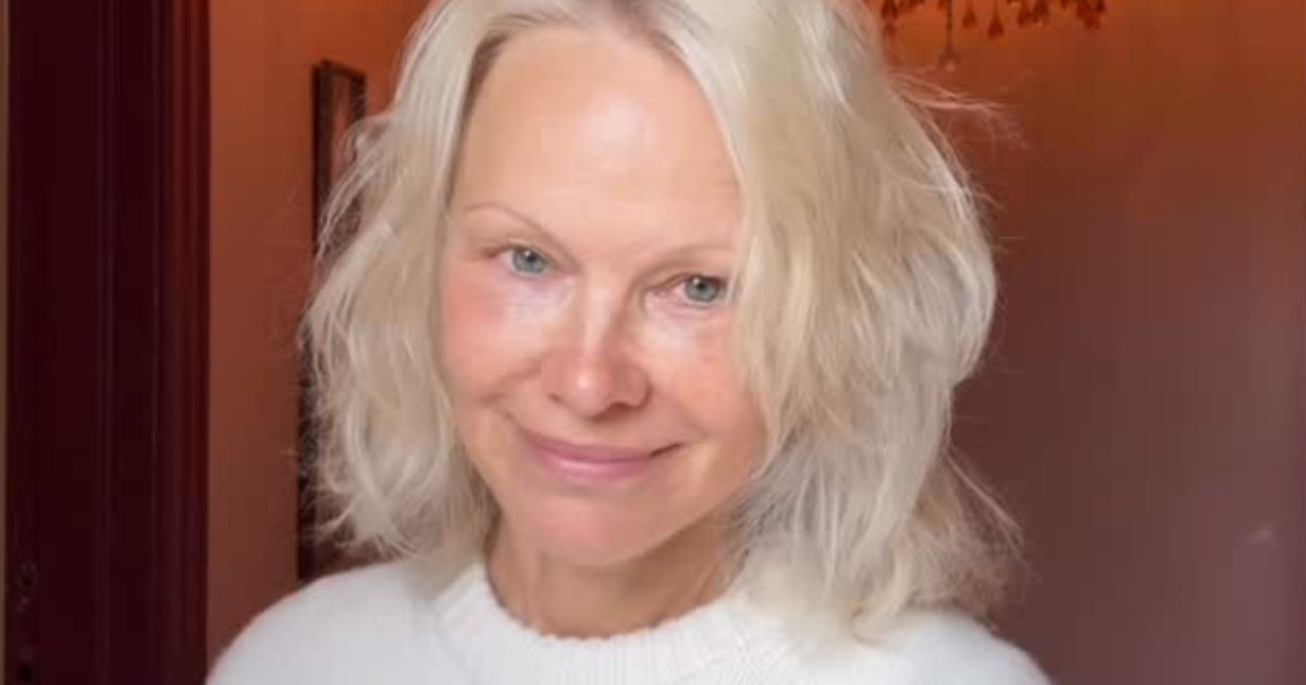 il medico mi disse che mi restavano 10 anni di vita l8217epatite c era una condanna a morte ho usato tutti i miei risparmi per curarmi la confessione di pamela anderson da Ilfattoquotidiano.it il medico mi disse che mi restavano 10 anni di vita l8217epatite c era una condanna a morte ho usato tutti i miei risparmi per curarmi la confessione di pamela anderson