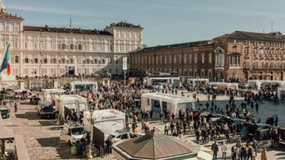 Copertina di Salone Auto Torino, in rampa di lancio la manifestazione open air. Tra novità e grandi classiche