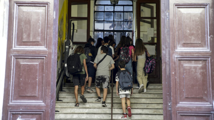 Caldo e rischio idraulico, le scuole italiane impreparate ad affrontare la crisi climatica. Il report di Cittadinanzattiva: “Urgente una pianificazione strategica”