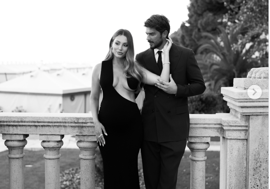 squallida fuori luogo angela caloisi travolta dalle critiche per il look sul red carpet di venezia poi l8217ammissione forse non era adatto alle mie nuove forme quest8217anno sono state difficilissime da gestire da Ilfattoquotidiano.it squallida fuori luogo angela caloisi travolta dalle critiche per il look sul red carpet di venezia poi l8217ammissione forse non era adatto alle mie nuove forme quest8217anno sono state difficilissime da gestire