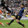 Copertina di “Usciamo a testa alta”: Lautaro orgoglioso della sua Inter nonostante la sconfitta al Bernabeu. Mourinho conferma: “Partita pazza, poteva finire 5-0 o 5-5”