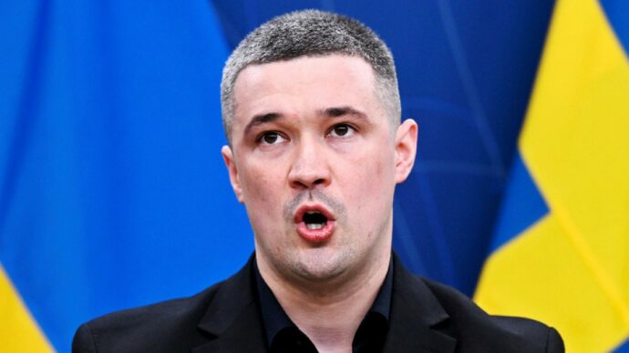 “Fedorov non può esportare beni né conoscenze militari”
