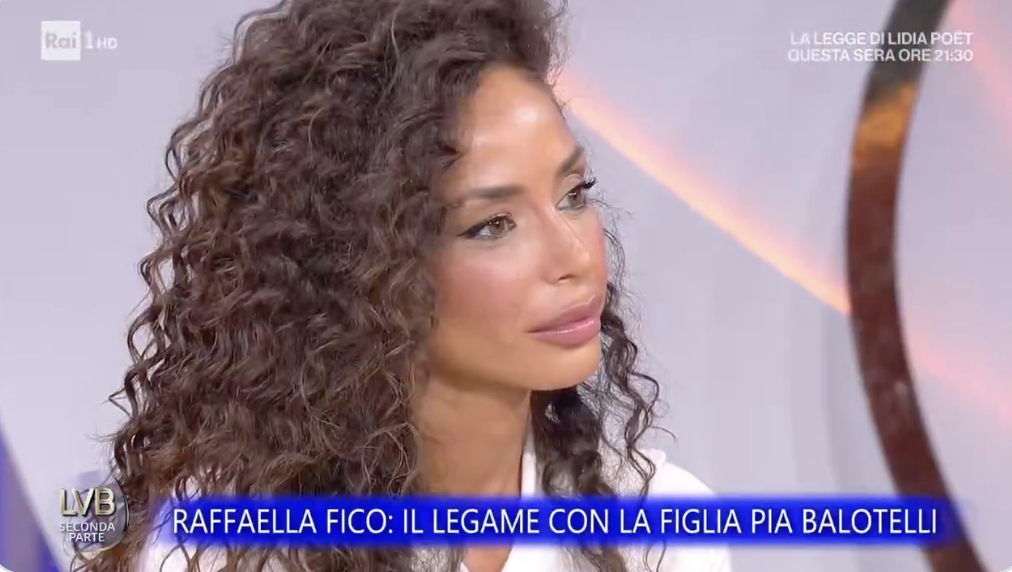 ho chiesto al mio ex compagno di vedere il suo cellulare ho scoperto che mi tradiva l8217ho fatto andare via di casa subito lo confessa raffaella fico da Ilfattoquotidiano.it ho chiesto al mio ex compagno di vedere il suo cellulare ho scoperto che mi tradiva l8217ho fatto andare via di casa subito lo confessa raffaella fico