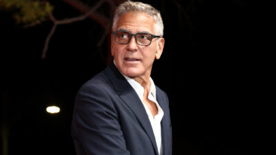 Copertina di George Clooney: “Mia sorella Adelia si è ammalata di cancro l’anno scorso ed è morta molto rapidamente. Ero con lei quando è successo. Tenendole la mano mentre moriva ho capito quanto sia breve il tempo”