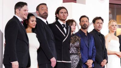Copertina di “Quest’anno ho perso sia mia madre che mio padre, avrei voluto fargli vedere questo mio film ma non ho fatto in tempo”: il dolore di Casey Affleck a Venezia 83