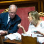 Copertina di Legge elettorale, il Senato decide sulle preferenze: tensioni nella maggioranza. E il governo sull’abolizione dei capilista si rimette all’Aula