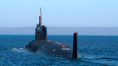 Copertina di Guerra ibrida nell’Artico, Reuters: “La Nato ha impedito a sottomarini russi di sabotare cavi sottomarini alle Svalbard”