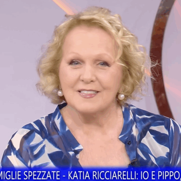 “Io giravo molto, Pippo Baudo stava spesso a casa. Quando tornavo a casa era difficile ritrovare il filo con silenzi infiniti, la cosa peggiore”: così Katia Ricciarelli
