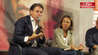 Copertina di Conte: “Ecco perché mi candido alle primarie”