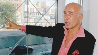 Copertina di Romeo riapre il ristorante “Quattro Passi”: era stato chiuso per gravissimi abusi edilizi
