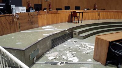 Copertina di Bunker di San Vittore, crolla il controsoffitto