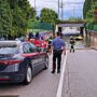 Copertina di Udine, donna muore annegata nell’auto intrappolata in un sottopassaggio allagato. Un carabiniere tenta di salvarla: è ricoverato