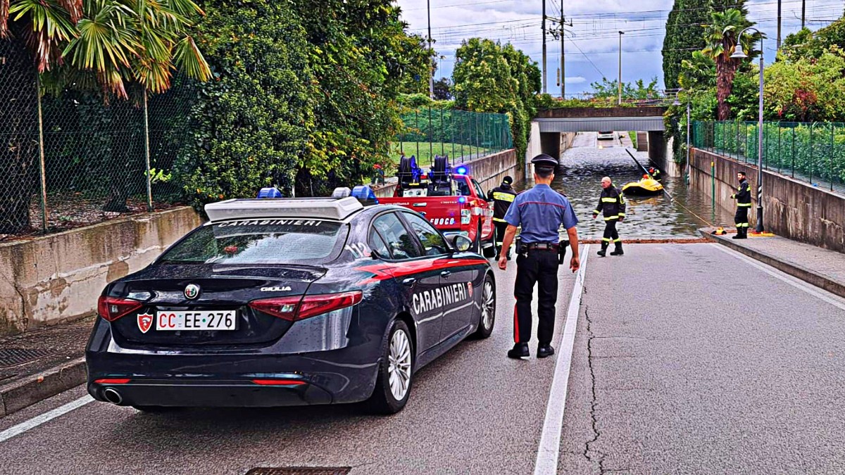 udine donna muore annegata nell8217auto intrappolata in un sottopassaggio allagato per il maltempo disagi anche sulla linea ferroviaria da Ilfattoquotidiano.it udine donna muore annegata nell8217auto intrappolata in un sottopassaggio allagato per il maltempo disagi anche sulla linea ferroviaria