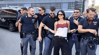 Copertina di “Solo in Italia può succedere”: la polizia “ferma” Peggy Gou al Gran Premio di Monza con un colpo di scena finale. Ecco cos’è successo