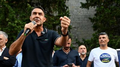 Copertina di Vannacci sabota Pontida: evento con Alemanno